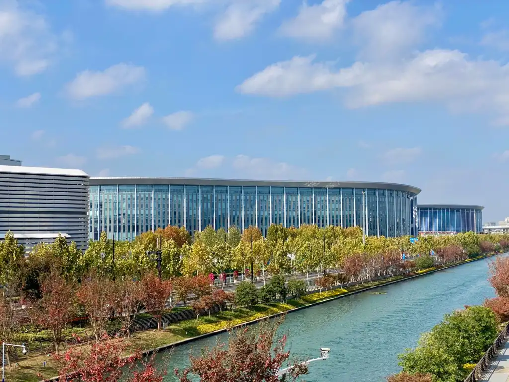 邦达斯充电模块与配电柜在充电站项目中的选型搭配方案